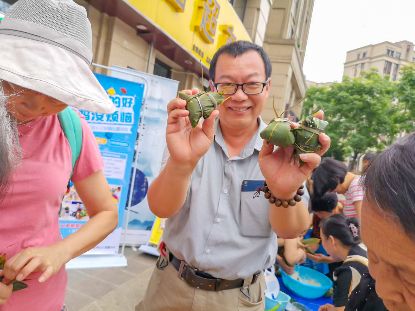 傳承經(jīng)典·端午同樂|鄰里共佳節(jié)，與美好一見“粽”情
